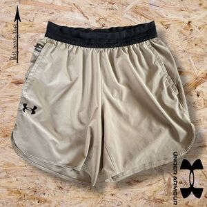 UNDER ARMOUR Khaki Vanish Training Shorts in Khaki